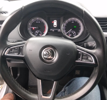 Skoda Octavia cena 50000 przebieg: 63000, rok produkcji 2018 z Toruń małe 92